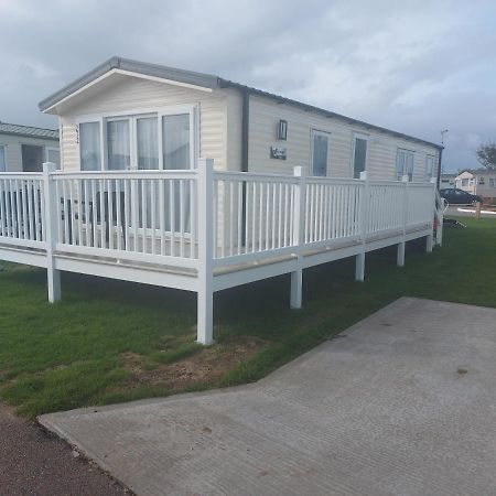 Sophie'S Caravan Camber المظهر الخارجي الصورة